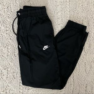 nike sportswear windrunner mens